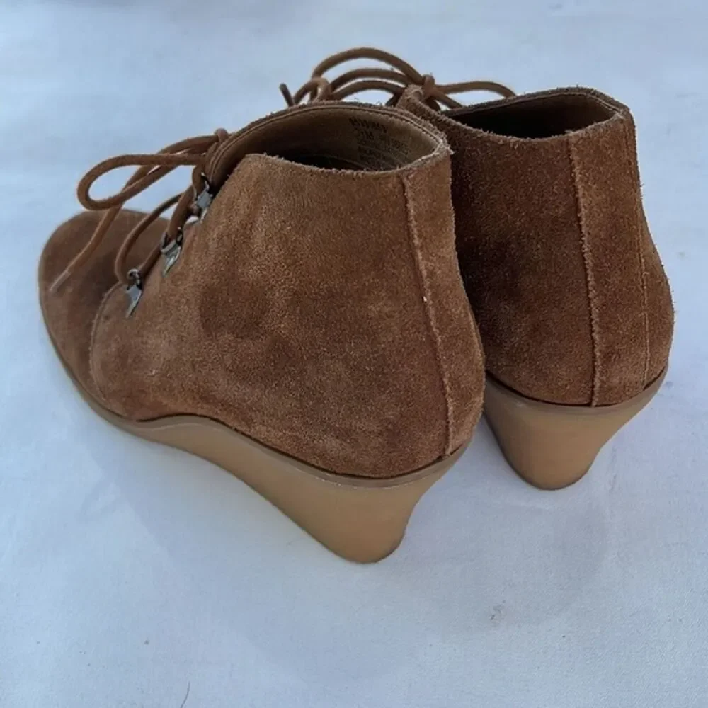 Susina suede wedge